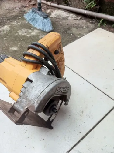 Makita