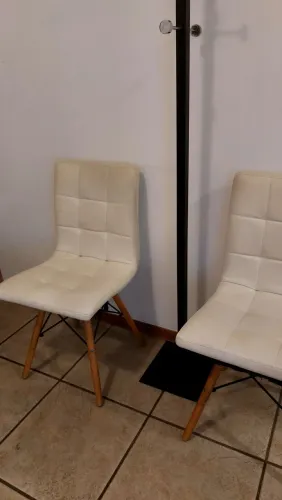 2 Cadeiras Eiffel Gomos