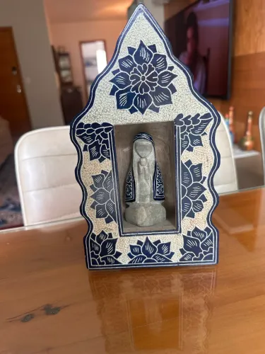 Escultora de nossa senhora pedra sabão