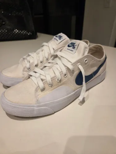Nike SB Blazer Court