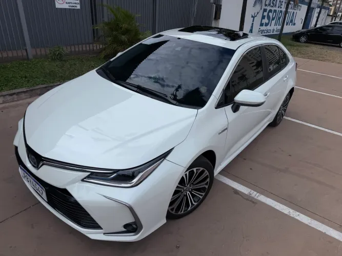 Toyota Corolla Altis Prem. Hybrid 1.8 Flex AUT 2020