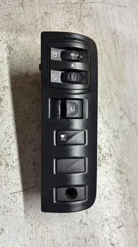 Comando botões luz, farol, mala, tanque Fluence 2011- 2016