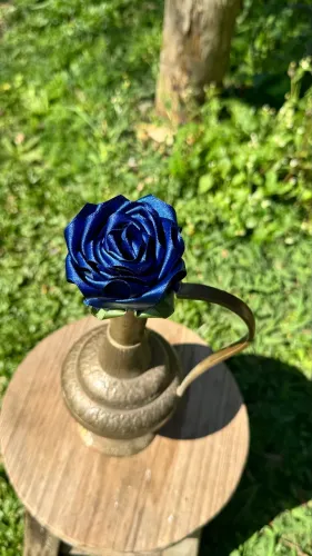 Rosa de Cetim Artesanal