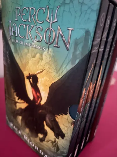 box percy jackson praticamente novo