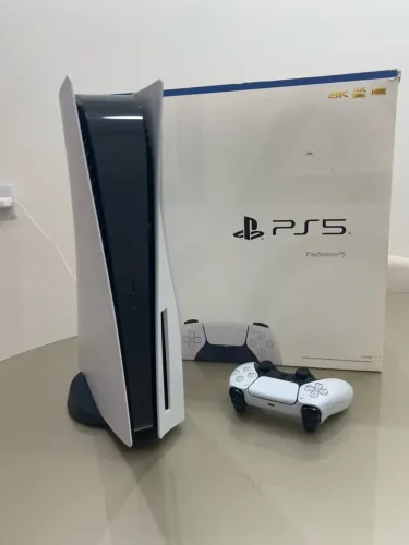 PS5 COM LEITOR DE DISCO