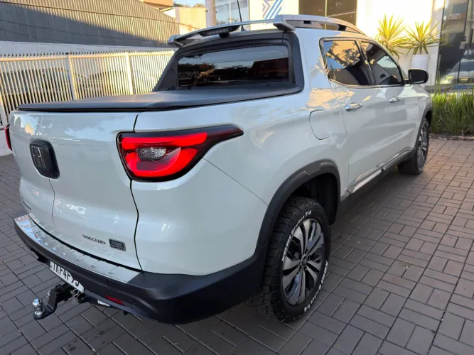 Fiat Toro Volcano 2.2 16V 4X4 TB Diesel Aut. 2025