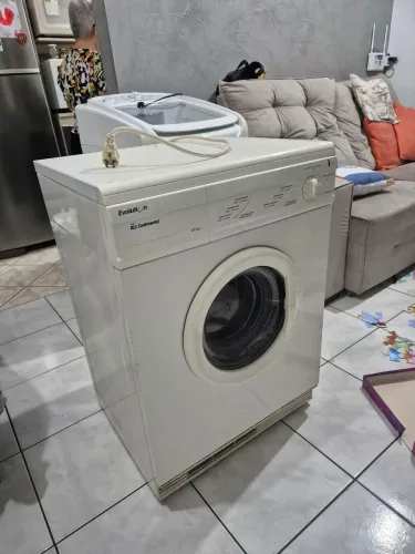Secadora de Roupas Continental
