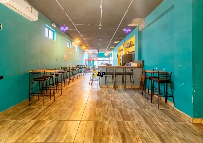 Ponto Comercial para Locação na Vila Madalena, São Paulo-SP: 240m² e 2 Banheiros!