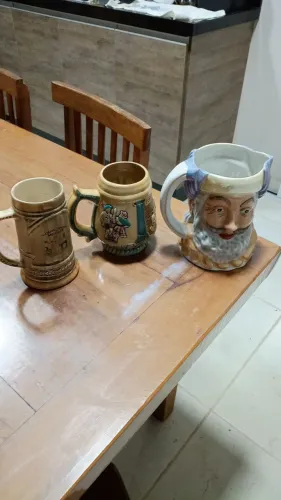 Canecas antigas para decoração
