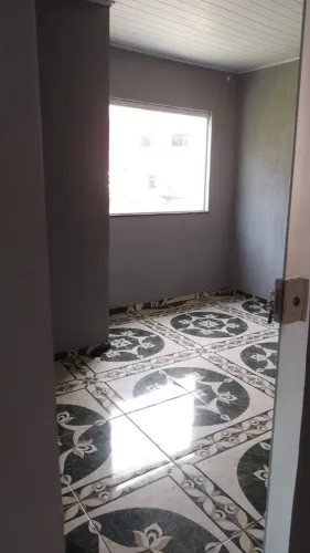 Aluga-se casa na boa vista do Lobato , 2/4 ,sala ,cozinha , banheiro e  área de serviço