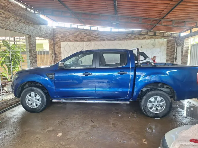 Ford Ranger XLS 2.5 16V 4X2 CD Flex 2014