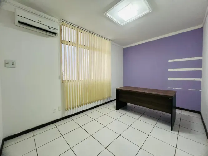 Sala comercial em Lagoa Nova EML Locação