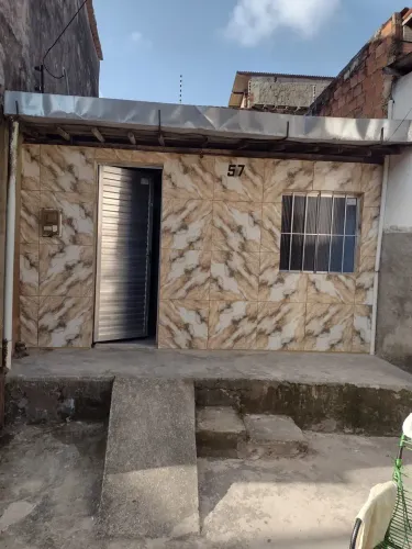 Casa em vila com um quarto no Barro Duro