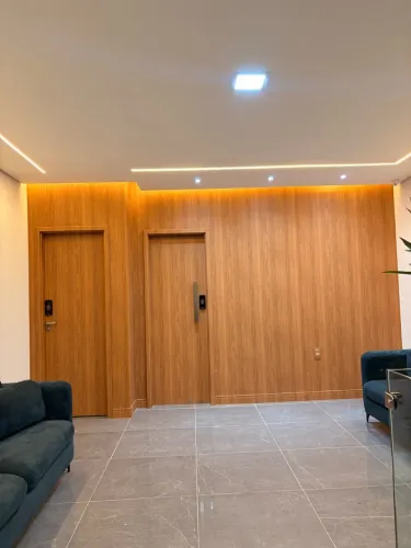 Decoração ripados papel de parede