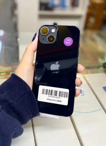 iPhone 14 vitrine