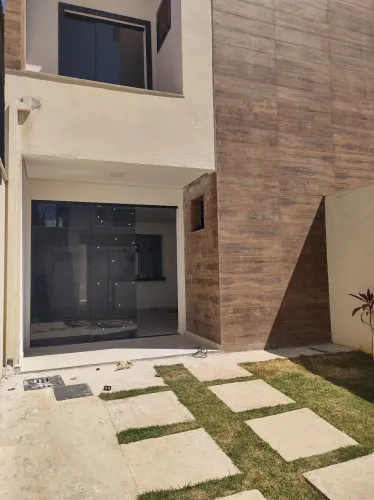 Casa nova  no Sapucaías ll contagem 3 quartos suíte dois banheiros 