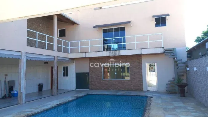 Casa com 3 dormitórios à venda, 198 m² por R$ 950.000,00 - Ponta Grossa - Maricá/RJ