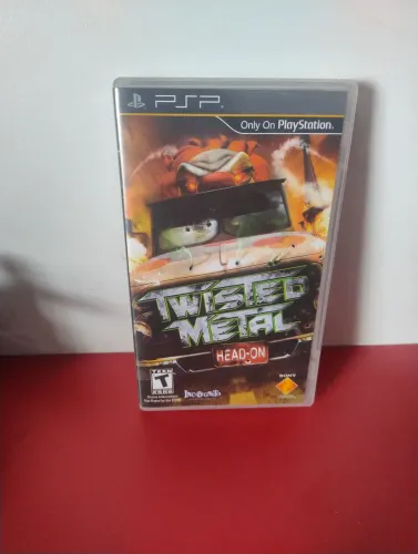 Jogos psp Twisted metal Head on