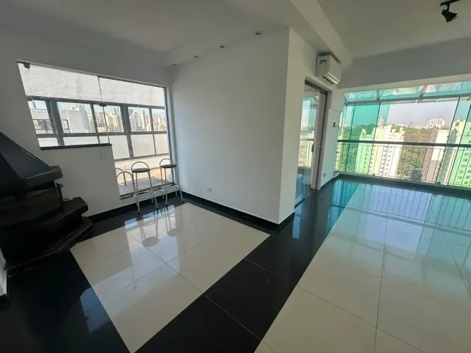 Duplex para aluguel tem 170 metros quadrados com 2 quartos em Lar São Paulo - São Paulo -