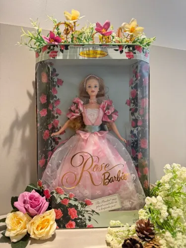 Rose Barbie "A Garden of Flowers" (Um Jardim de Flores) 1998
