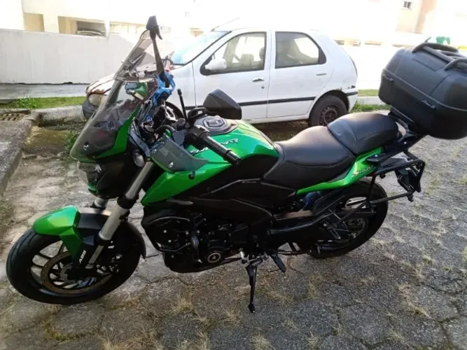 Bajaj Dominar 400 - ano 2024 - Impecável - Pneus Novos, Bateria e Relação Novas