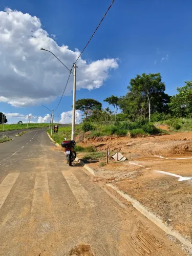 Terreno comercial à venda em Elias Fausto-SP, bairro Cardeal, 196,00 m² de área. Aproveite