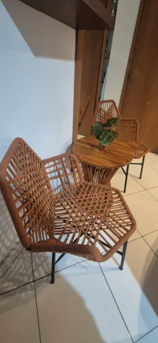 Jogo de cadeira com mesa para varanda 