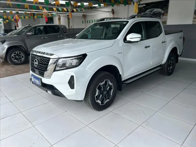 Nissan Frontier Plati. CD 2.3 Bi-TB Dies.aut. 2024