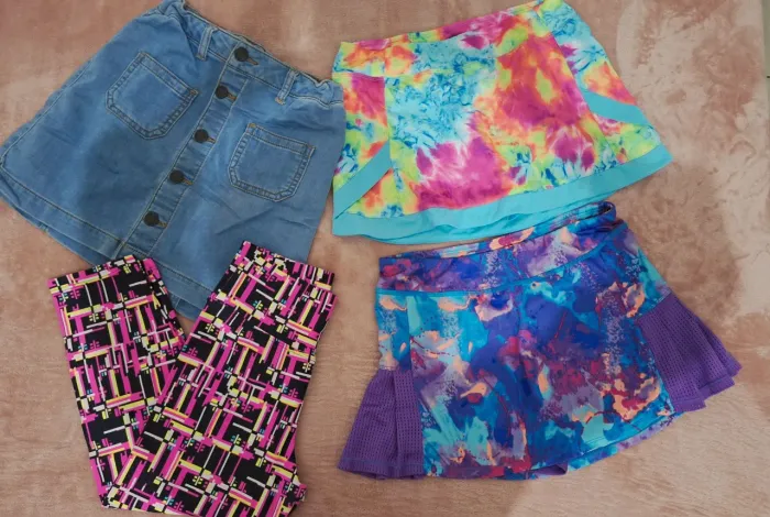 Lote de roupas femininas