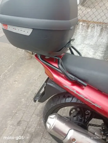 Vendo Yamaha fazer 250 Moto, impecável boa de andar