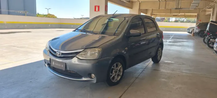 Toyota Etios X 1.3 Flex 16V 5P Mec. 2015