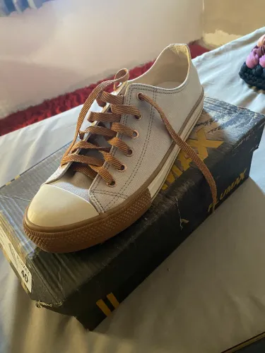 Tênis casual