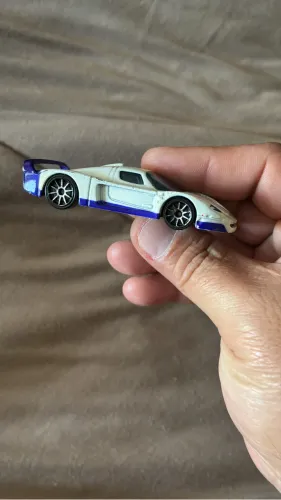 Maserati MC12 Hot Wheels 2005