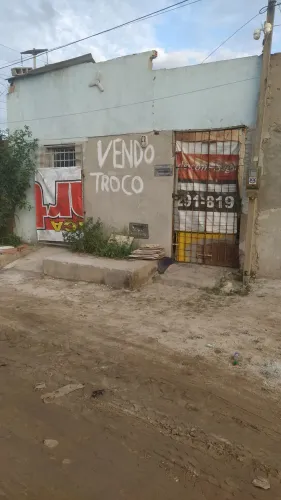 Duas casas a venda 
