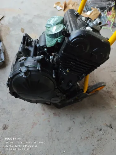 Moto ER-6N 2011