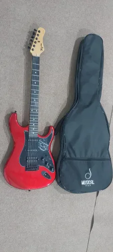 Guitarra Tagima Sixmart FX HSS com Efeitos Embutidos