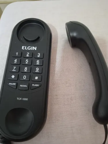 Aparelho telefone.