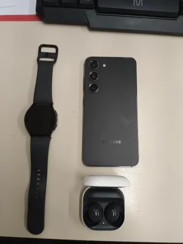 Vendo ou troco Galaxy S23 256 + Watch 6 e Buds 2