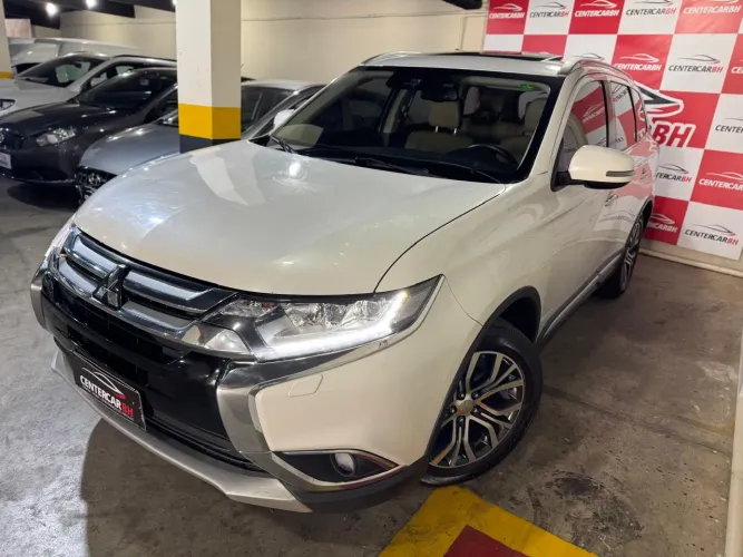 Mitsubishi Outlander HPE-S 2.2 Diesel 4X4 Aut. 2018