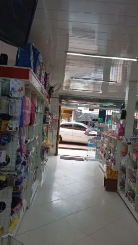 Farmácia e perfumaria