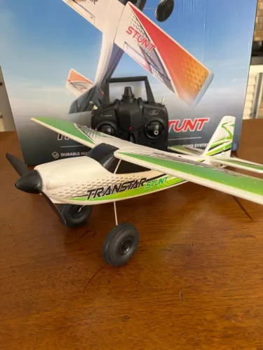 Avião RC Volantex trainstar 500mm