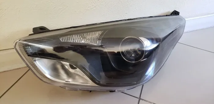 Farol Ford Ka com projetor 2015 2016 2017 2018