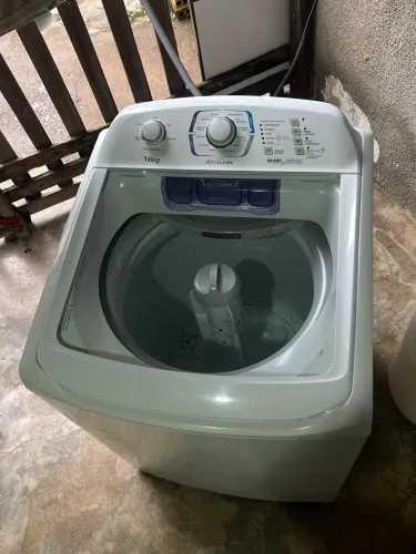 Máquina de lavar Electrolux 16kg LAC16