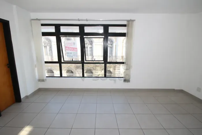 Sala Comercial no centro de Pelotas