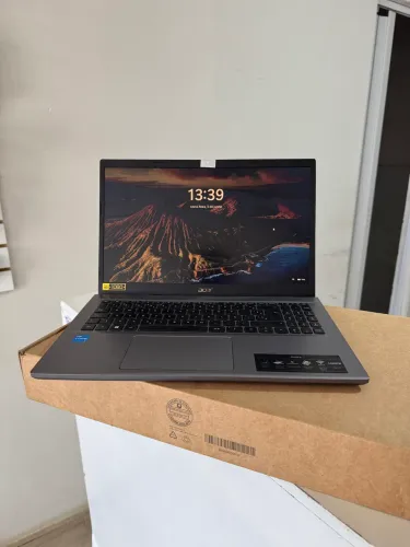 Notebook Acer Aspire 5 Intel Core i5 12ª Geração (8GB RAM / SSD 256GB) - Na Caixa