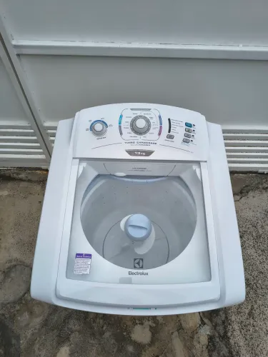 Vendo Máquina de Lavar Roupa Electrolux 13kg 110V CONSERVADA