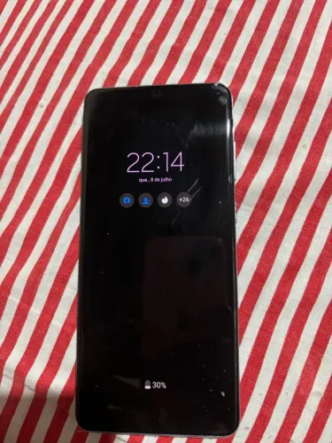 Vendo um Celular S20 semi novo