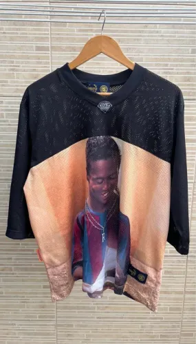 Camisa Ronaldinho x Mad Enlatados