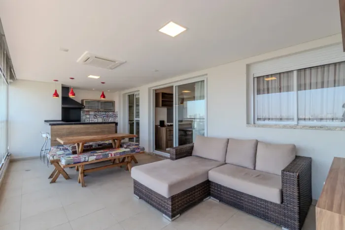 Apartamento para venda em Vila Alexandria com 3 quartos, sendo 3 suítes, 147m²