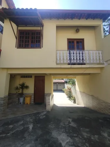 Casinha aconchegante no bairro Califórnia 
